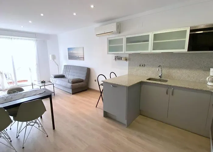 דירה Rhode 1b רוזס